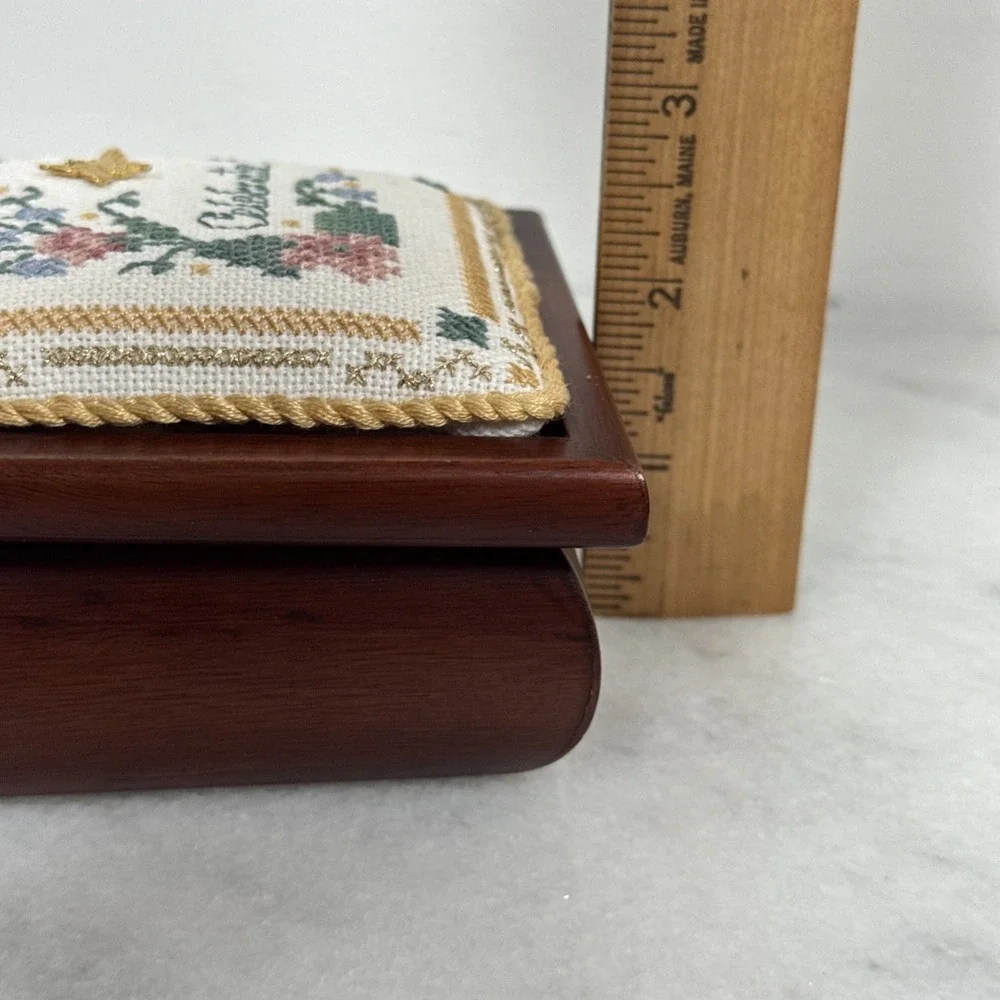 Vintage Jewelry Trinket Box Needlepoint 2x4